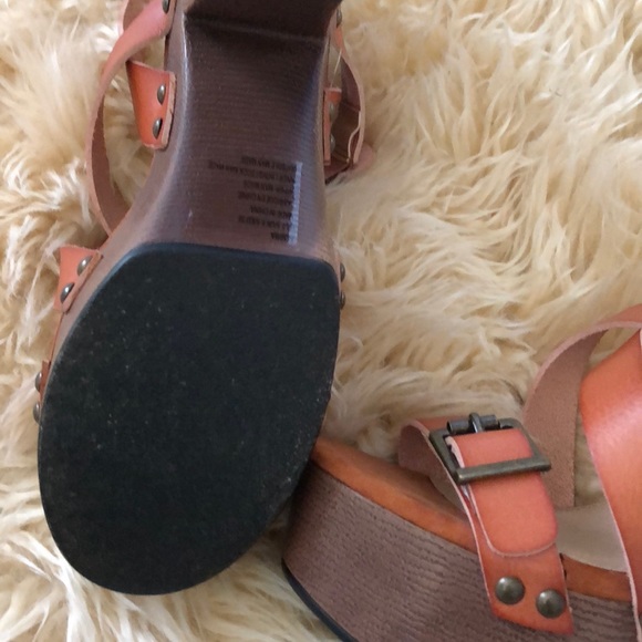 Carmel Sandals - Picture 3 of 3